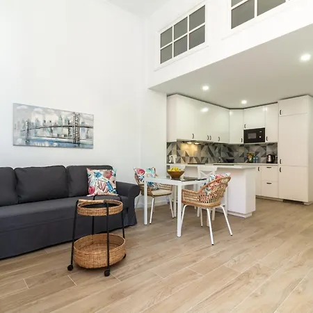 Apartment Homeforguest Precioso En El Centro De *
