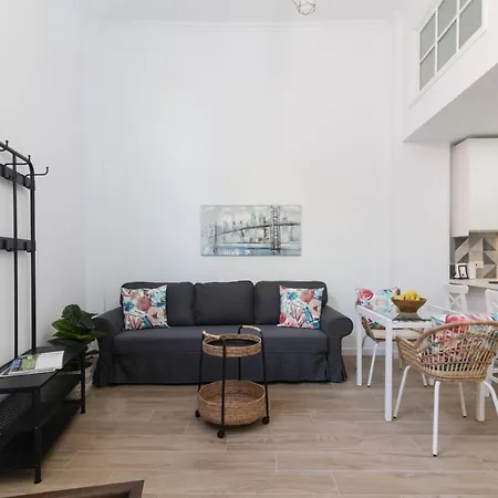 Homeforguest Precioso En El Centro De Apartamento