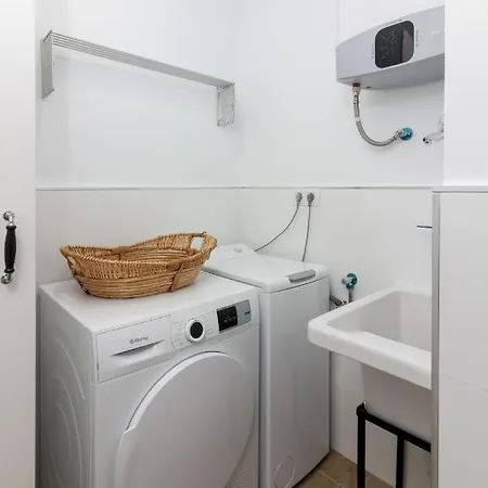 Homeforguest Precioso En El Centro De Apartamento